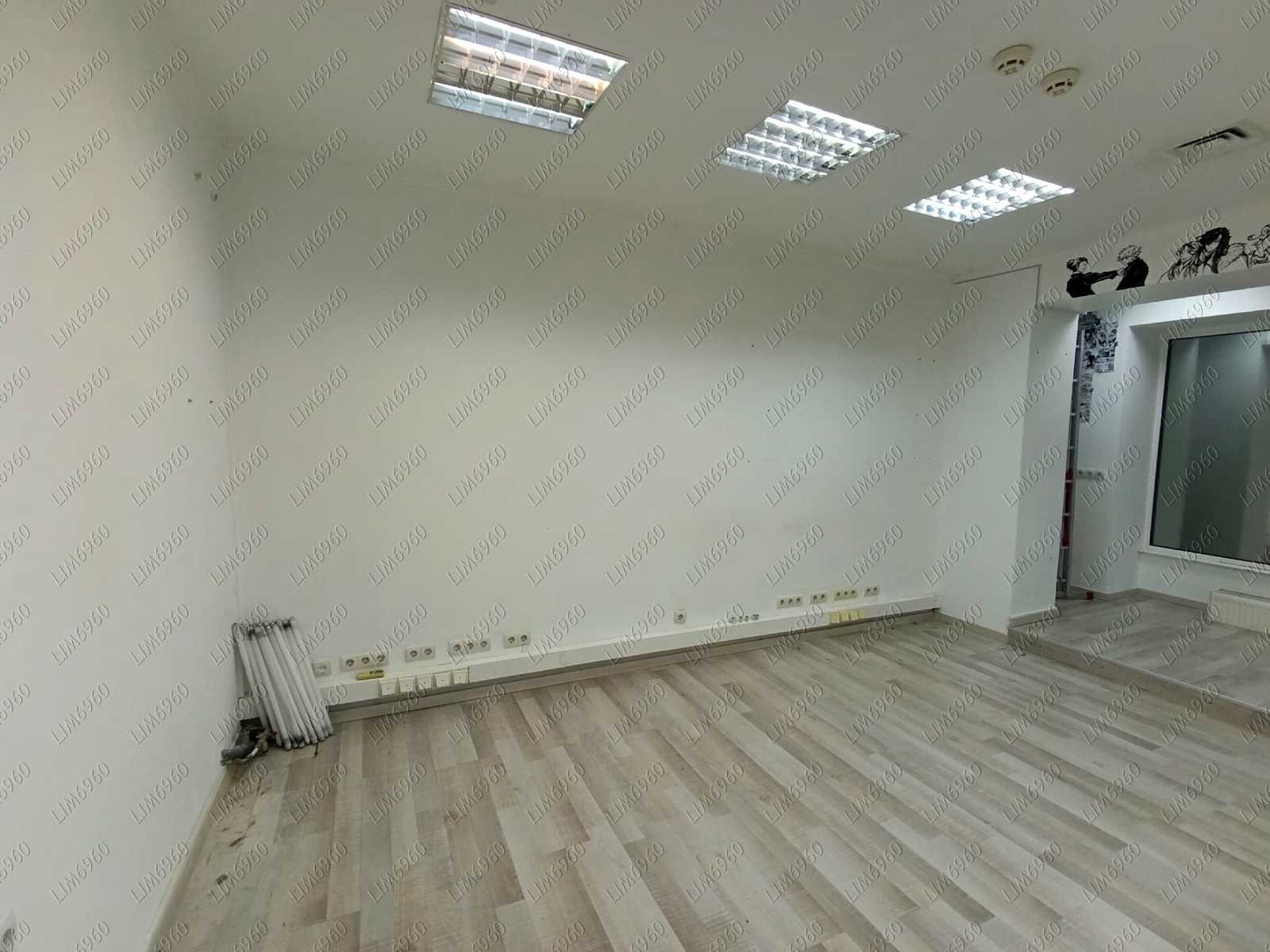 1870610881709531
