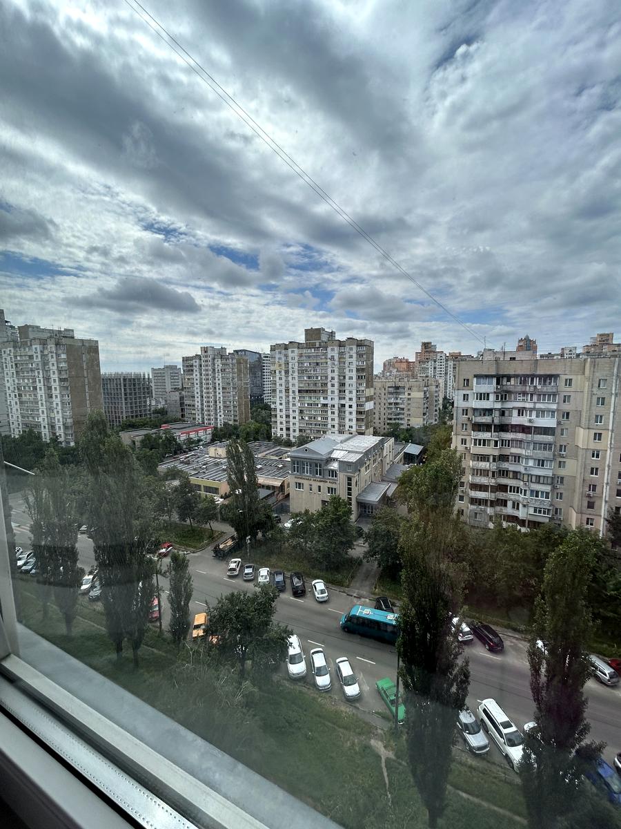 1870615805731312
