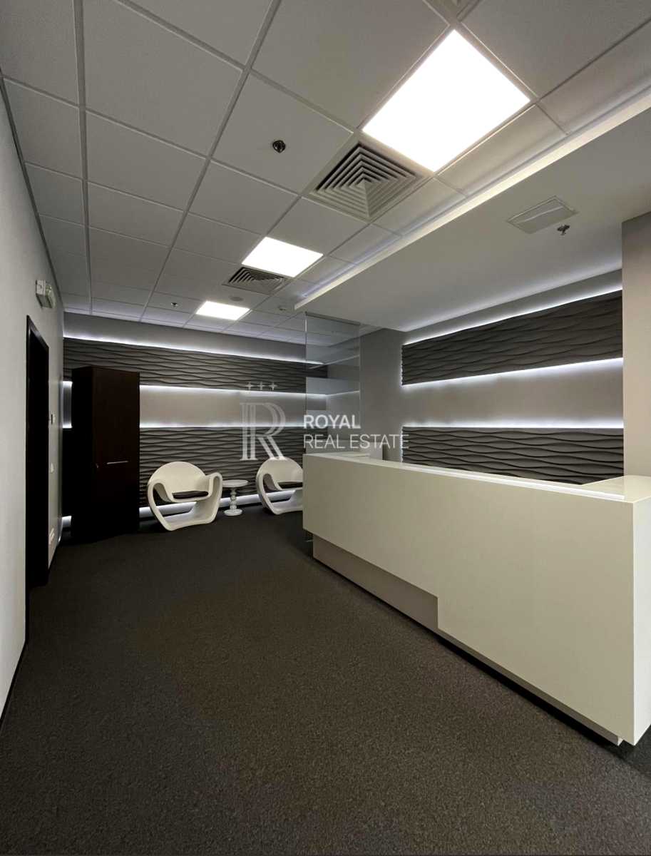 1870615916996253