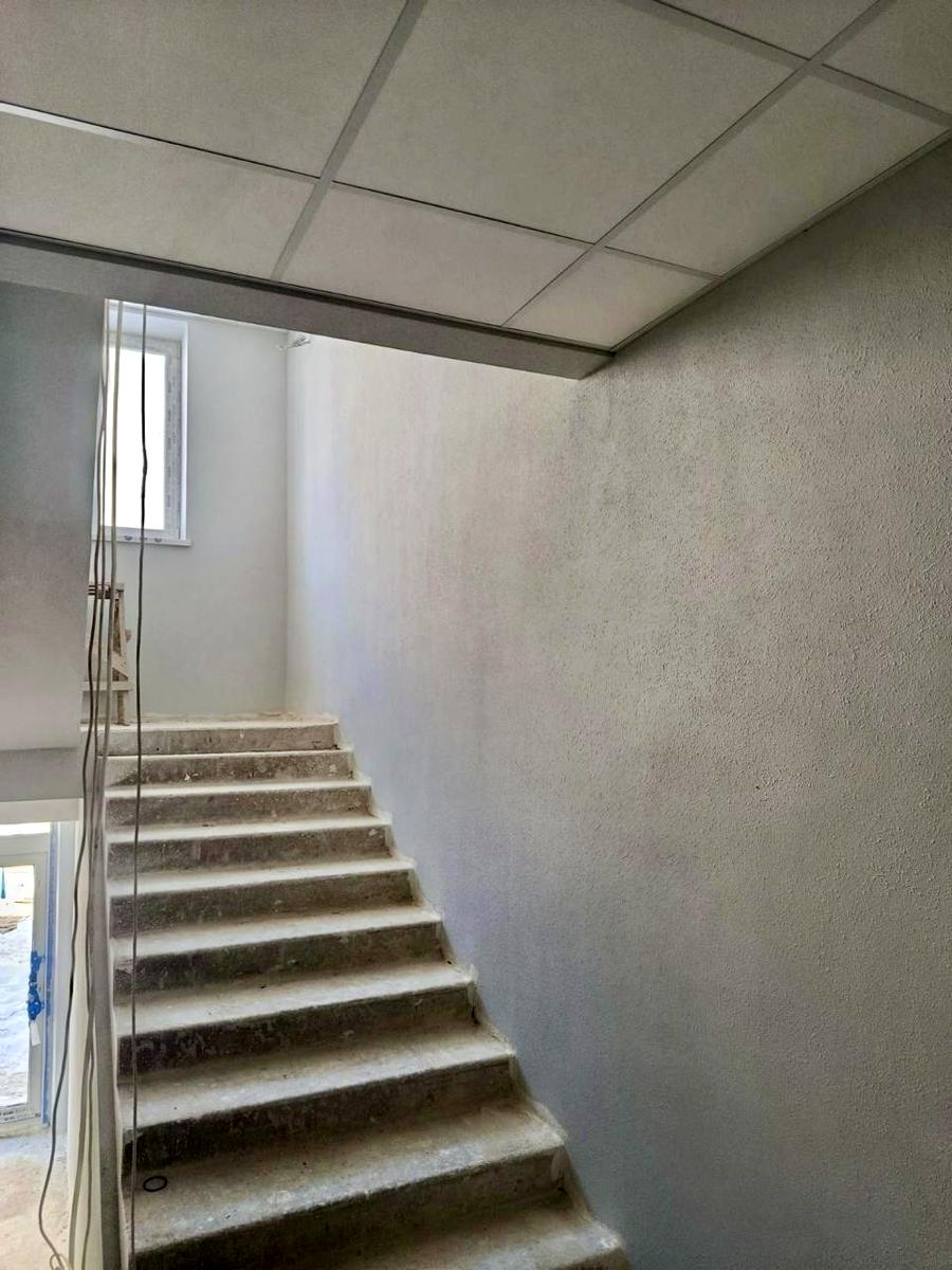 1870619319256350