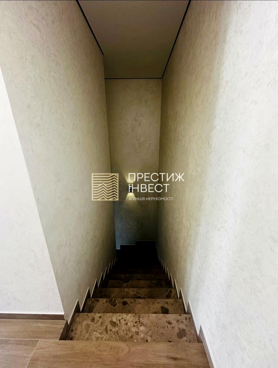 1870623268024401