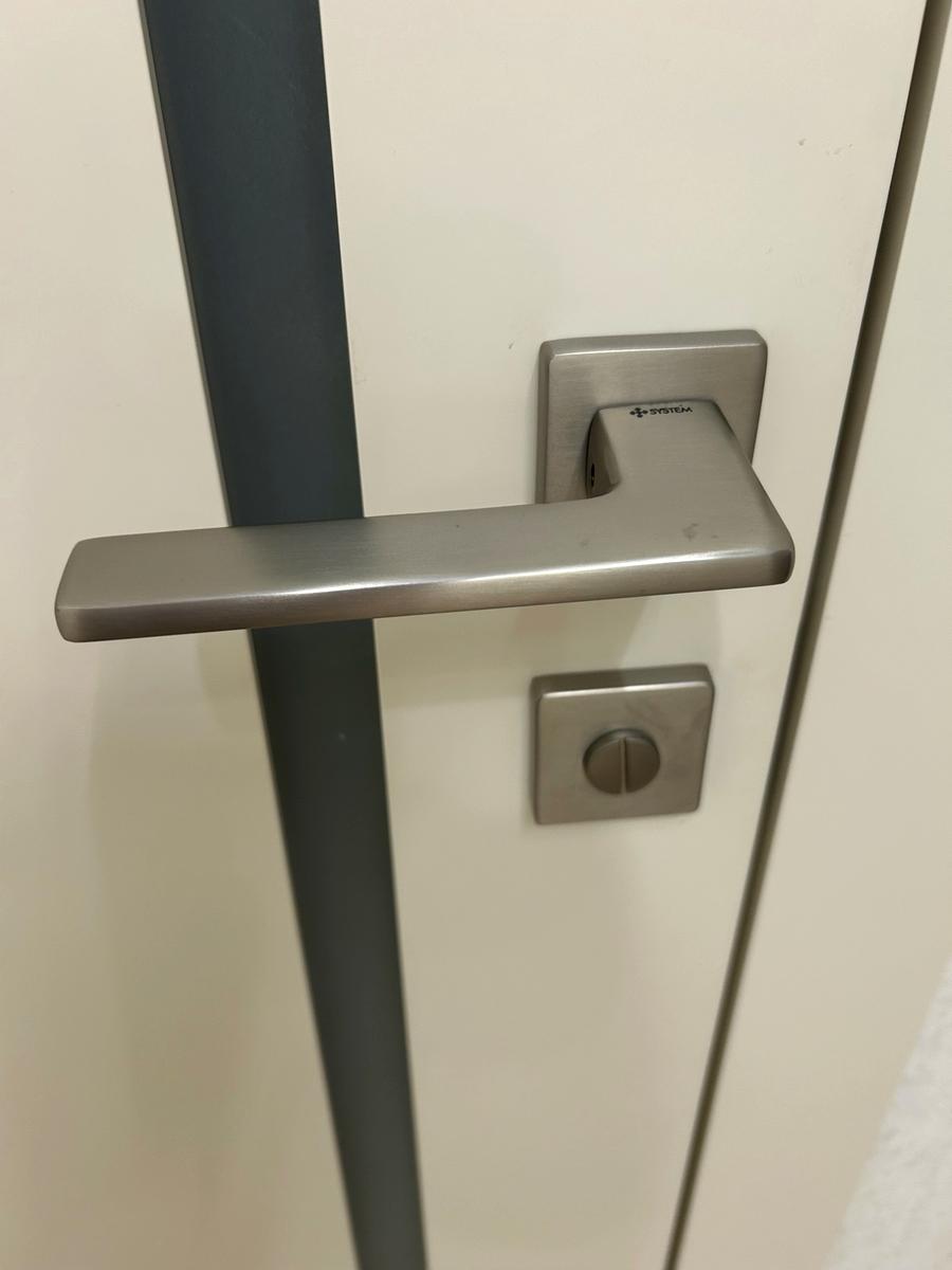 1870625495945545