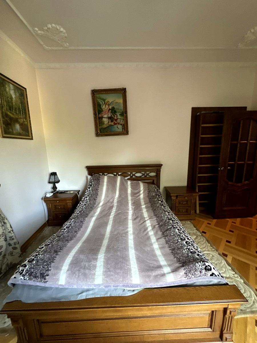 1870634681554942