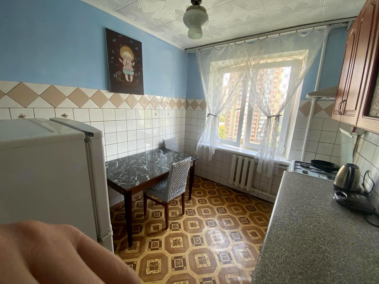 1870661577275637