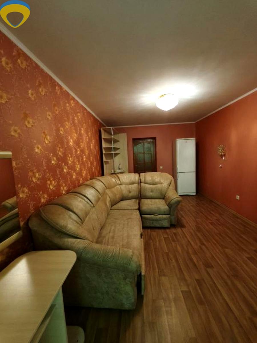 1870676340994855