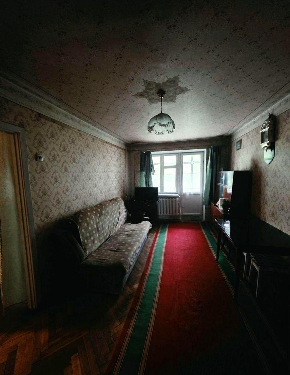 1870678244301571