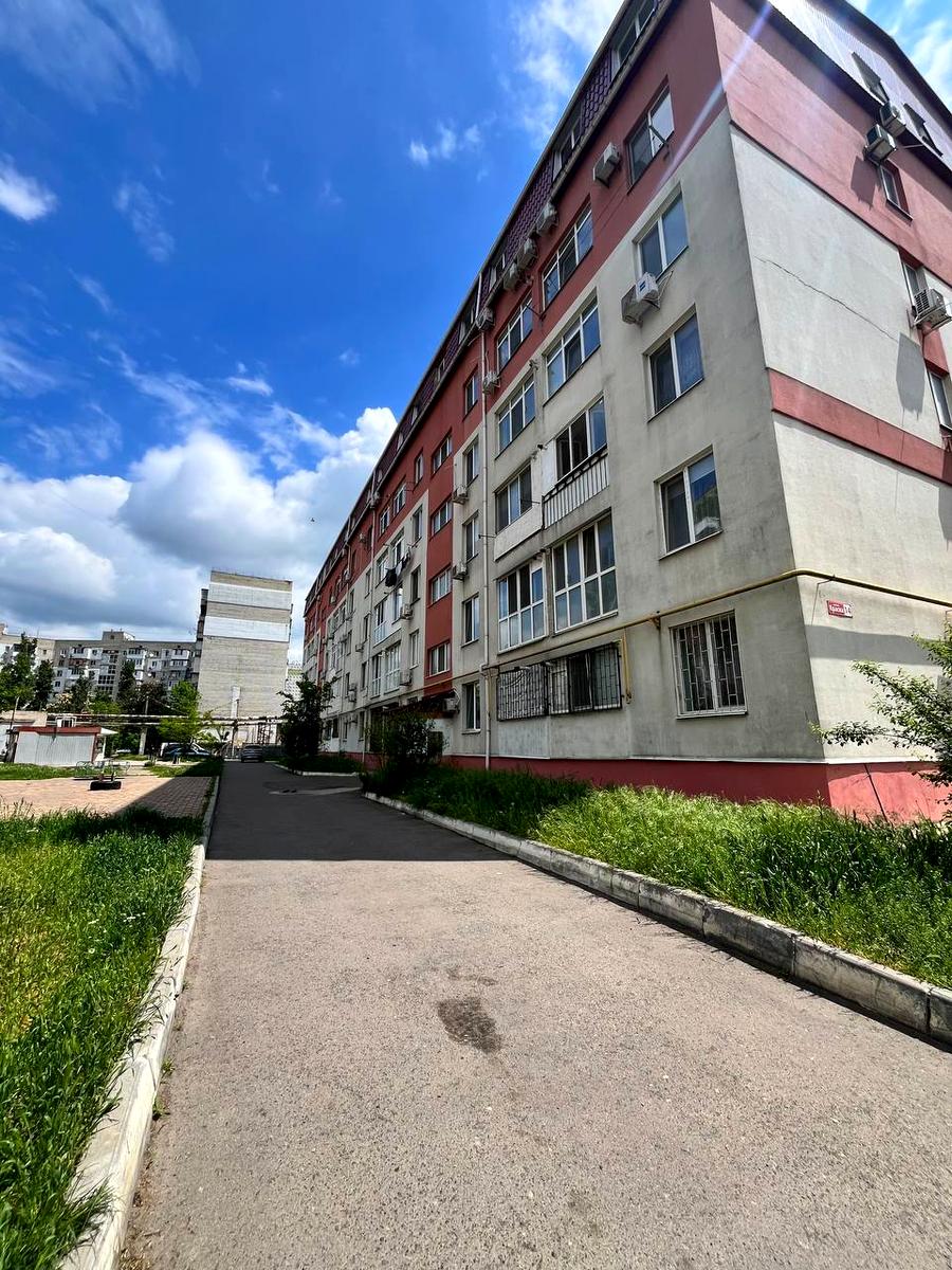 2-комнатная квартира по адресу ул. Красная (площадь 52 м²) - imageAlt 2 2-комнатная квартира по адресу ул. Красная (площадь 52 м²) - Atlanta.ua - imageAlt 2