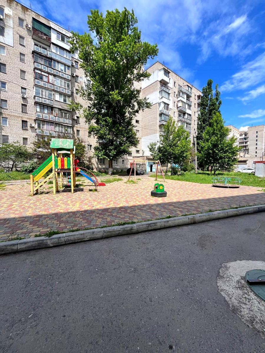 2-комнатная квартира по адресу ул. Красная (площадь 52 м²) 2-комнатная квартира по адресу ул. Красная (площадь 52 м²) - Atlanta.ua