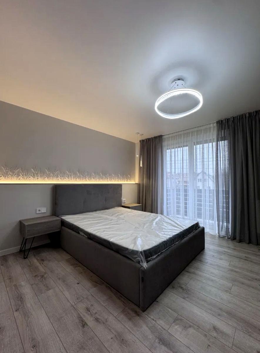 1870680723792118