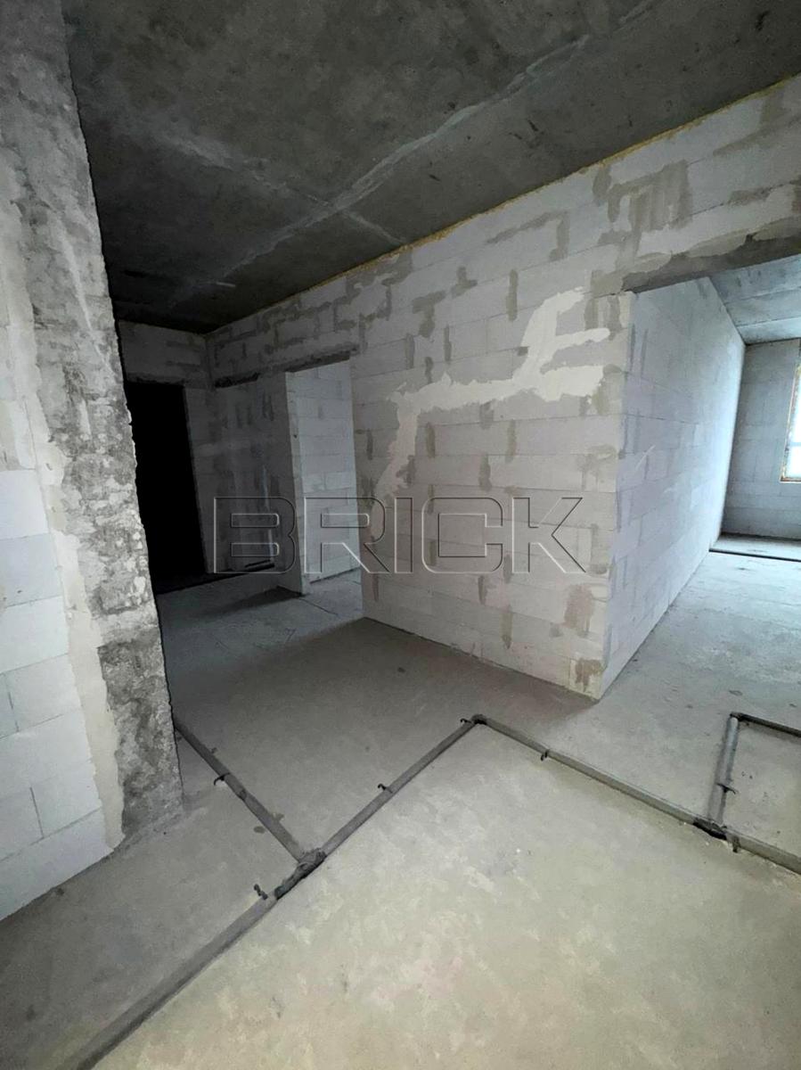 1870682028894151