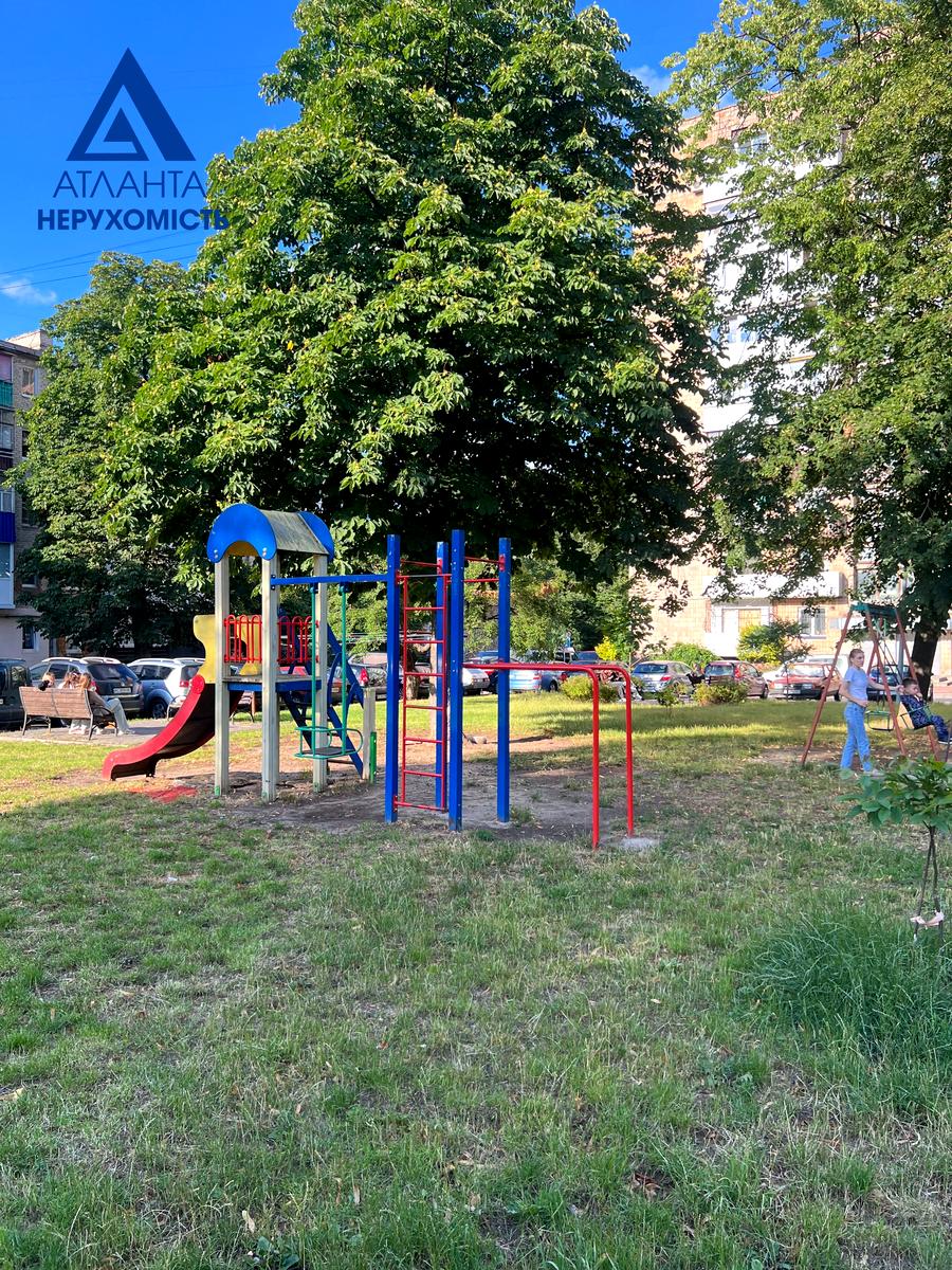 1870683141480115
