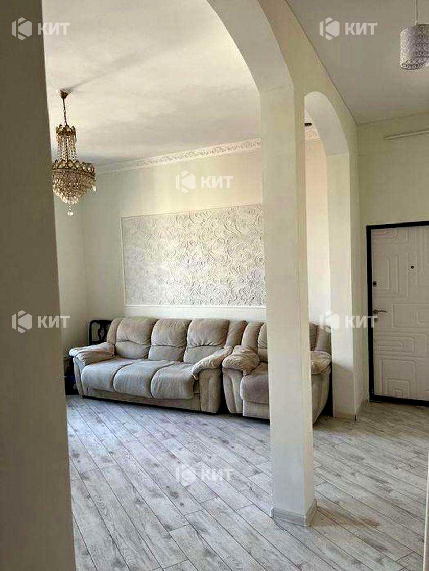1870684265114793