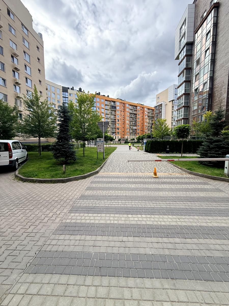 1870687164357363