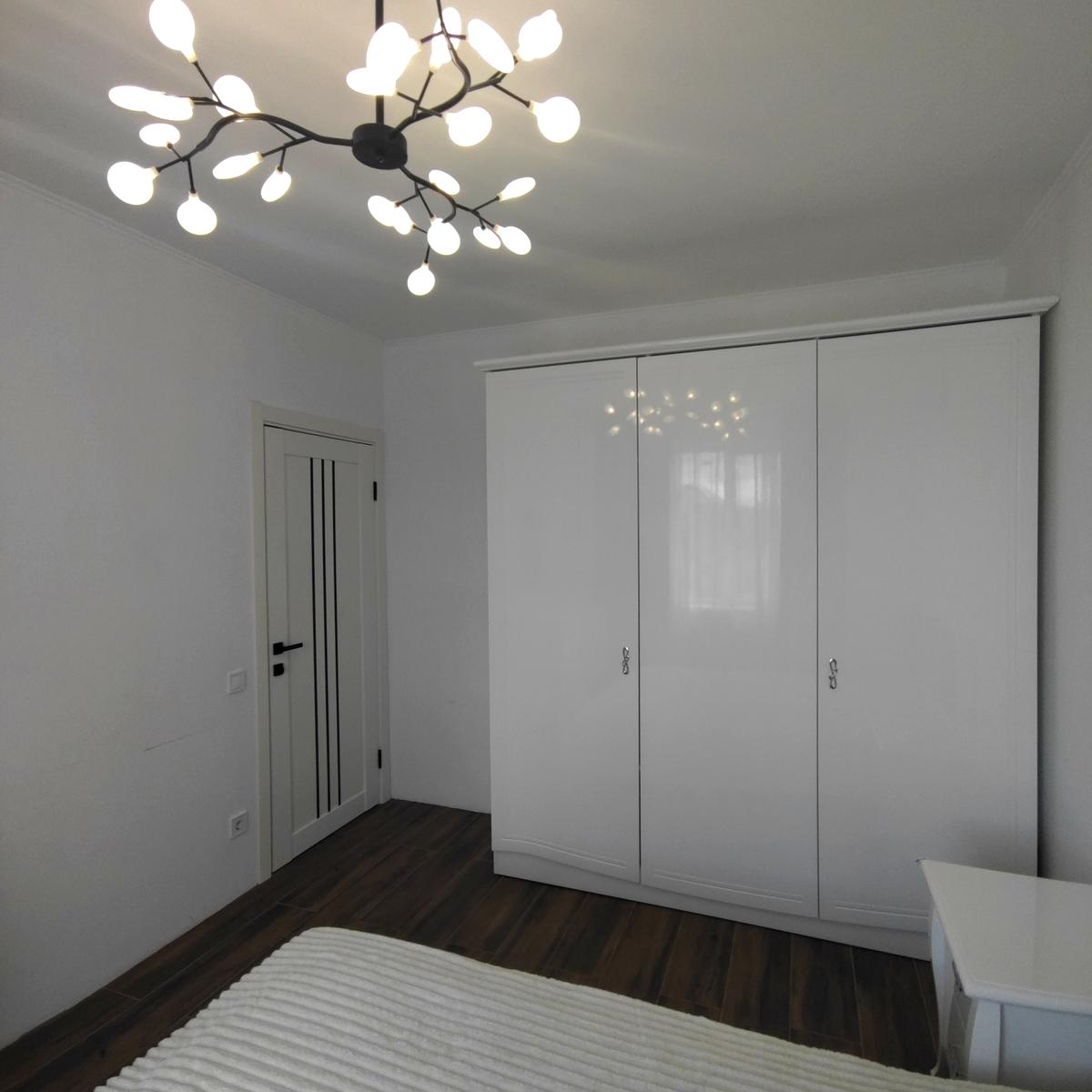 1870689222802864