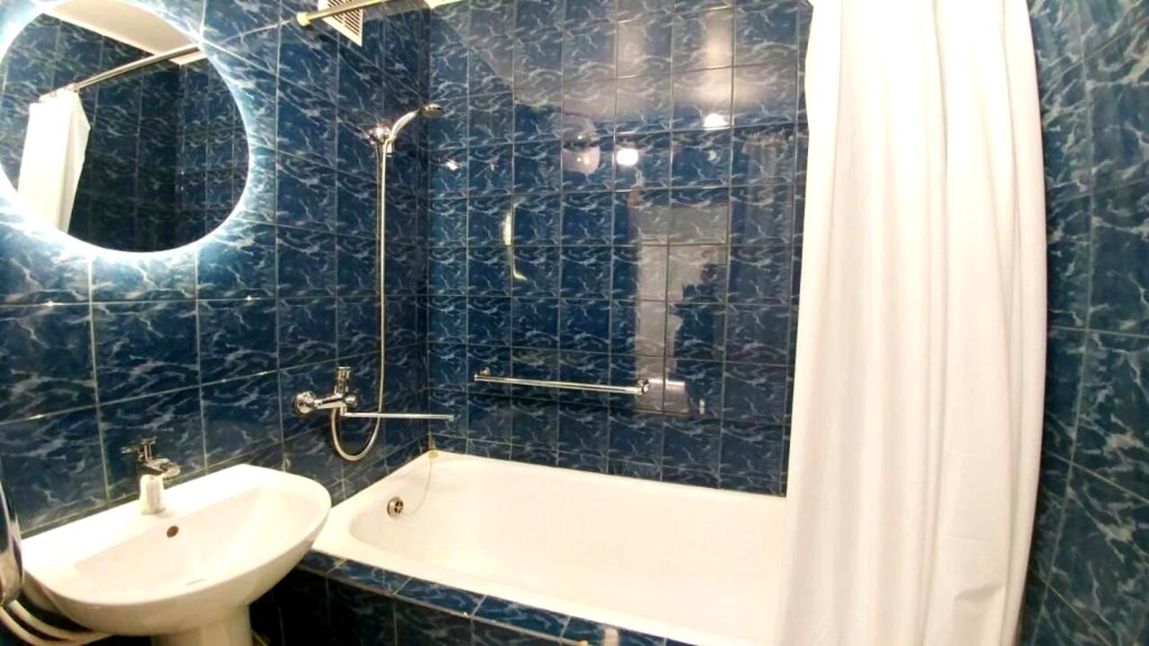 1870689333254790