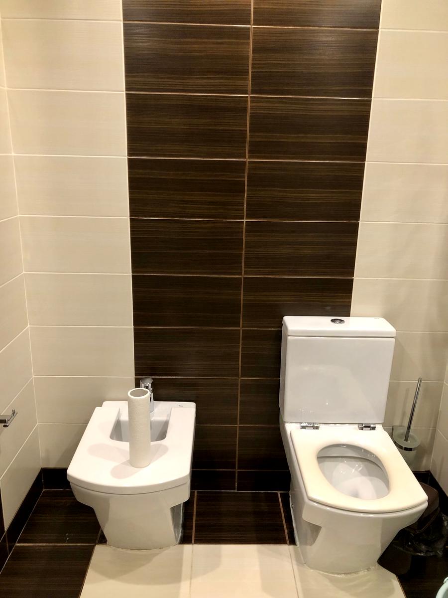 1870697284614040