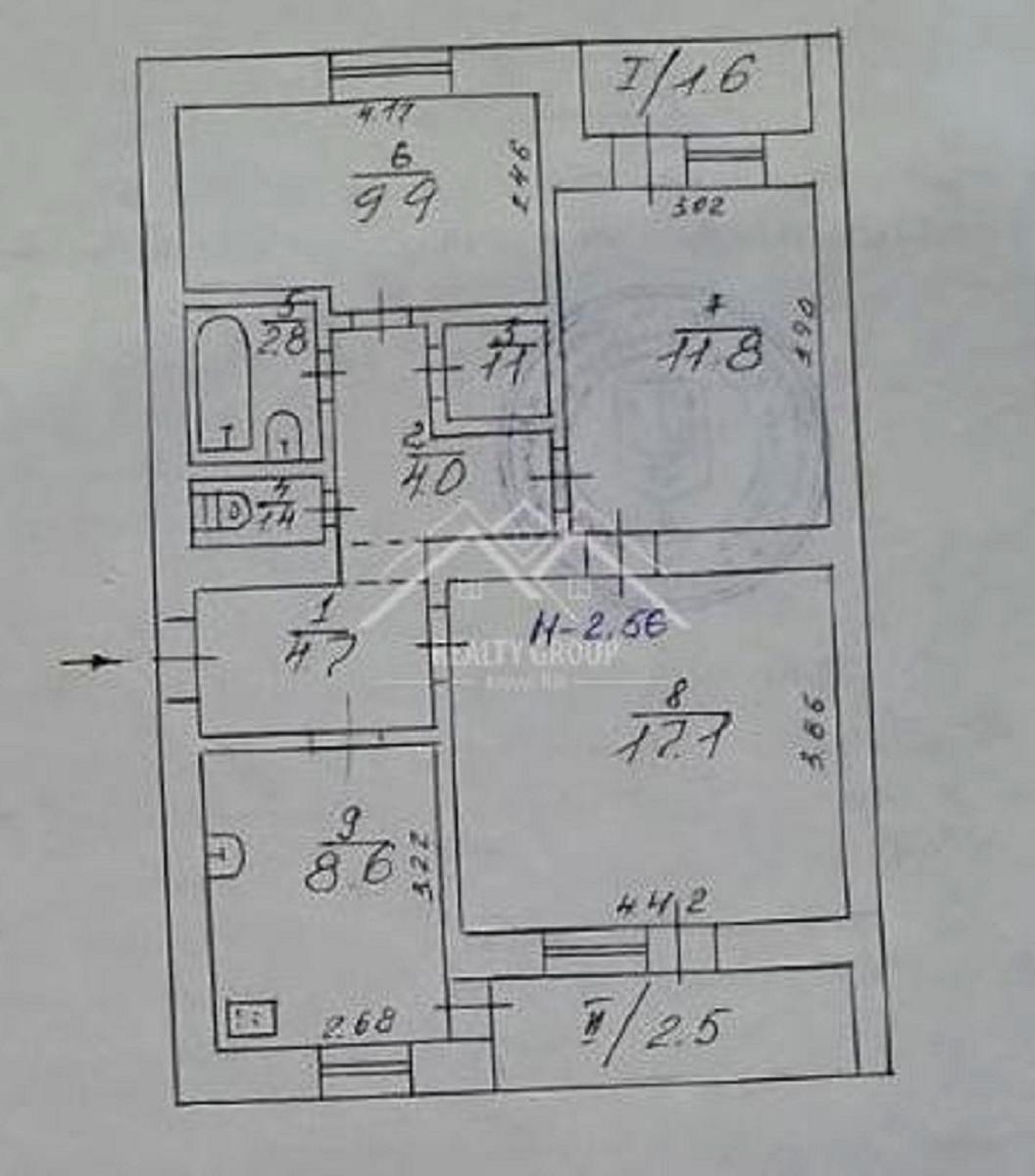 1870751869004926