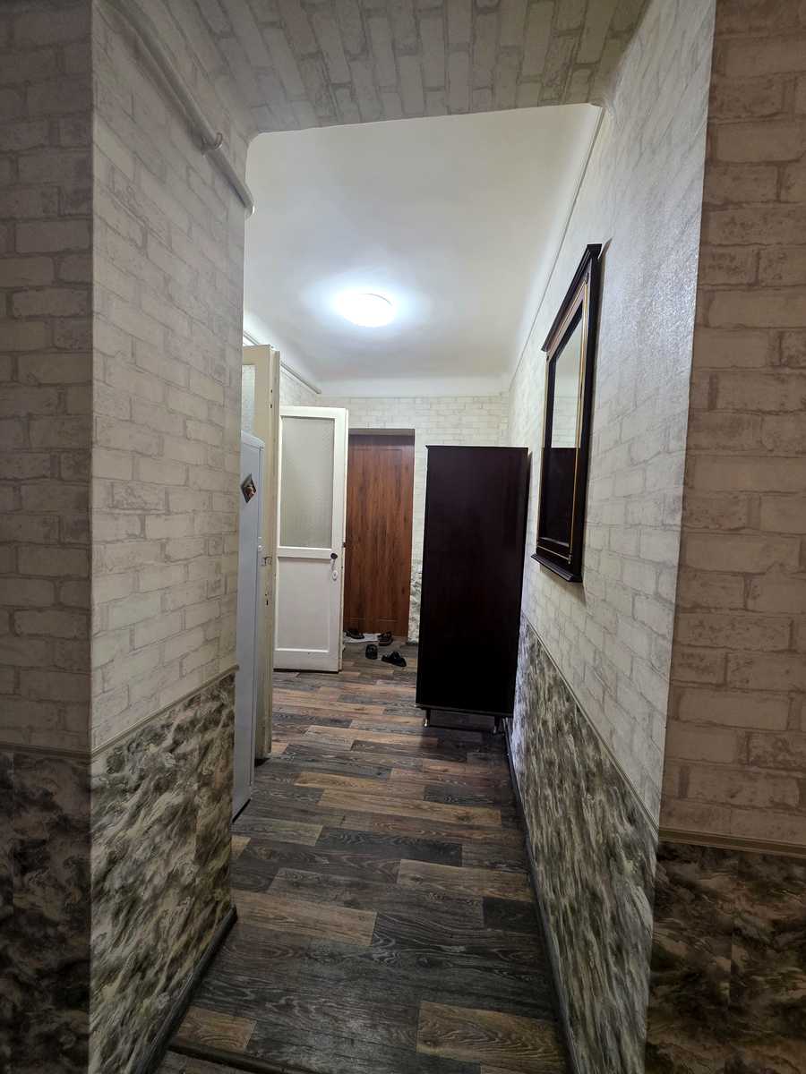 1870754278462124