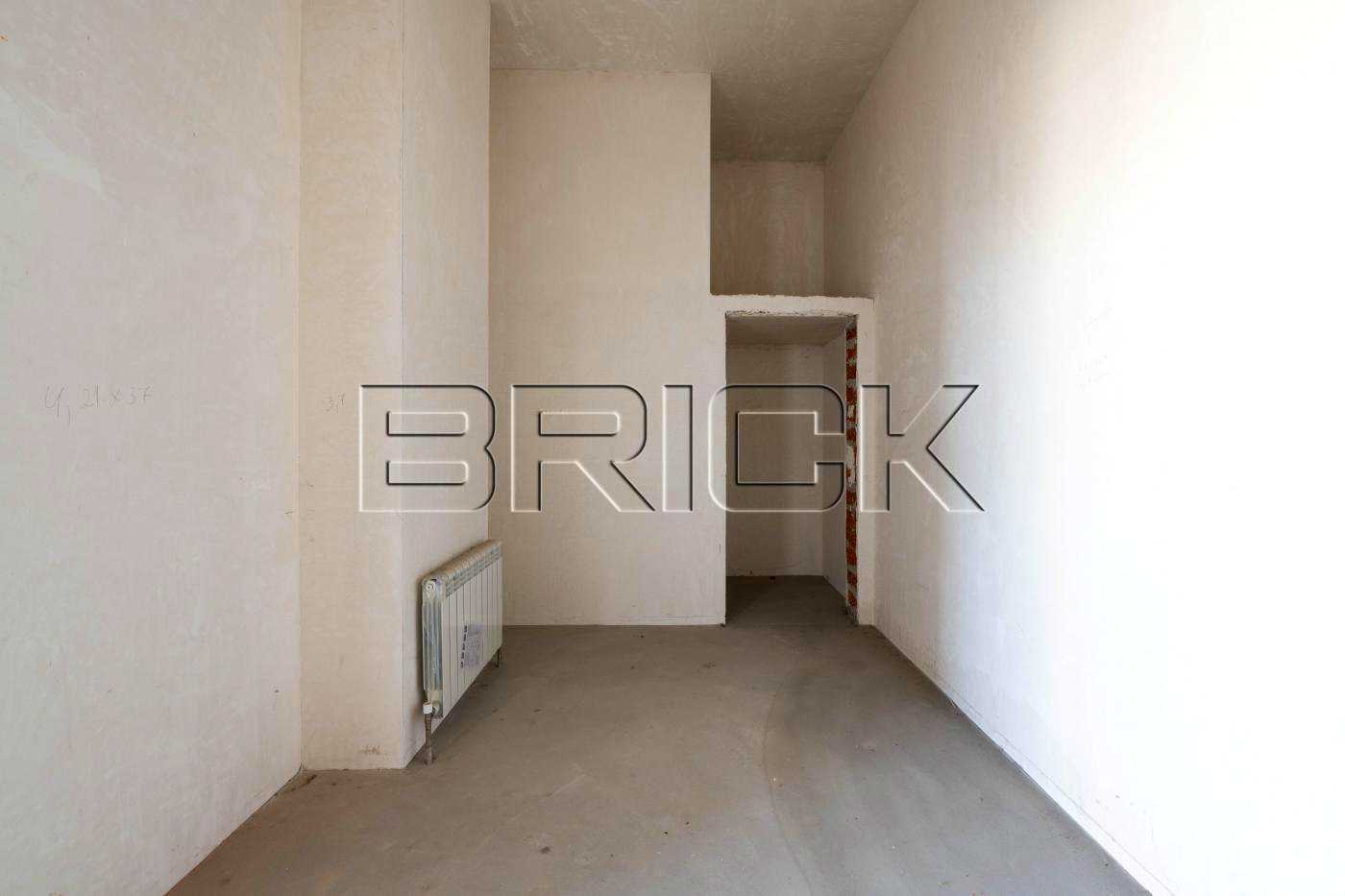 1870764161342141