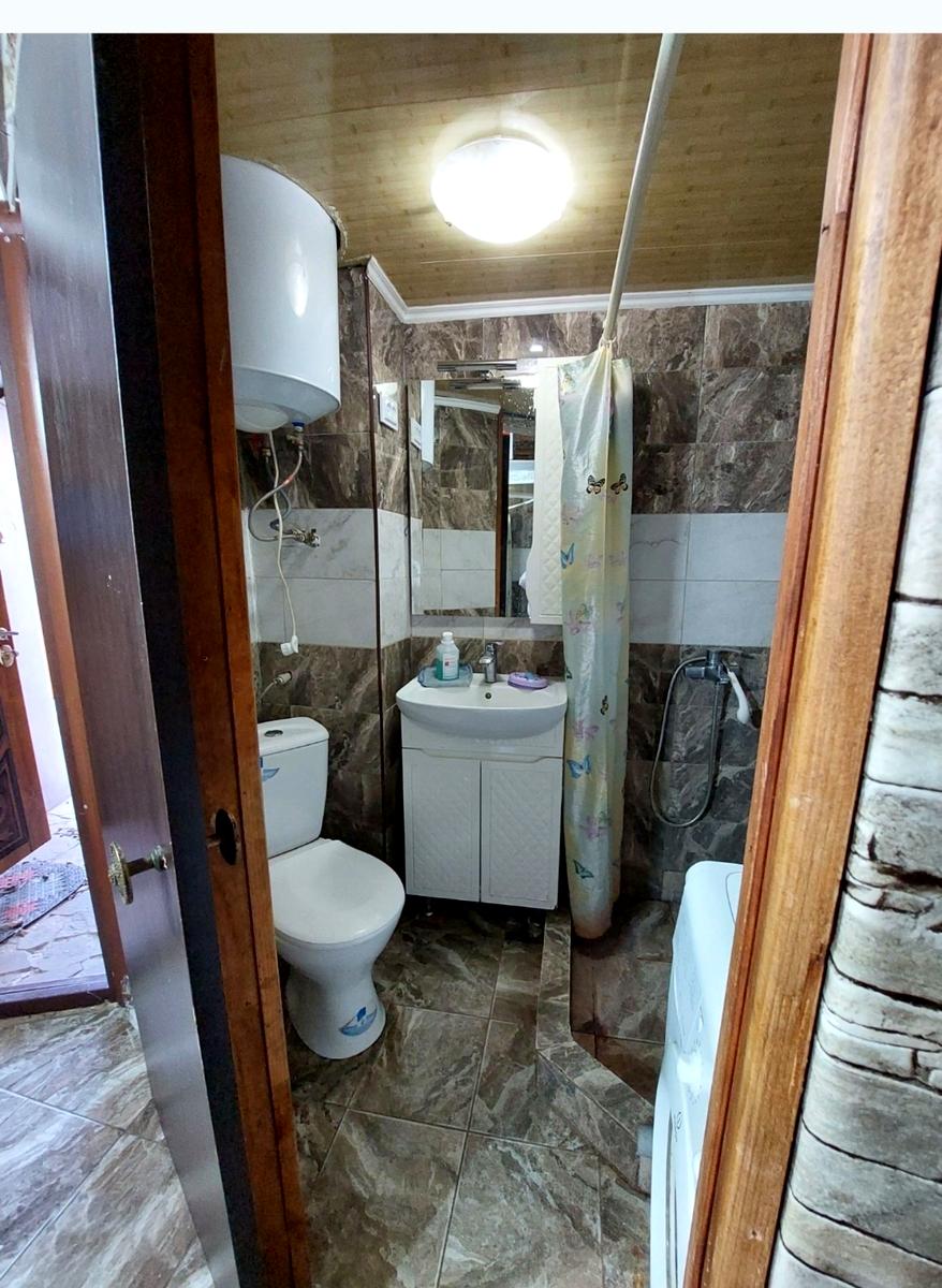 1870764830192321