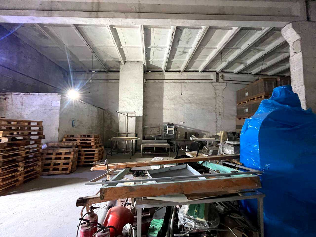 1870768623743639