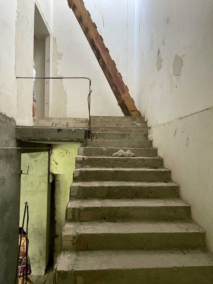 1870773976923675