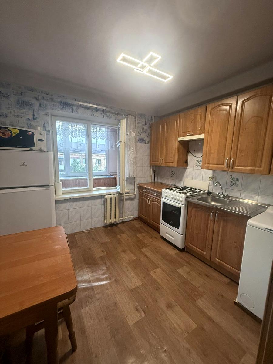1870775460288080