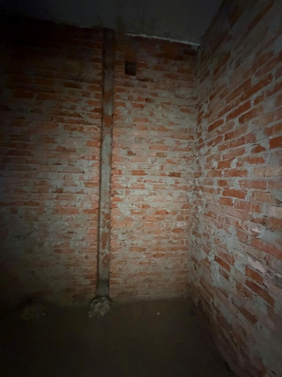 1870776690415676