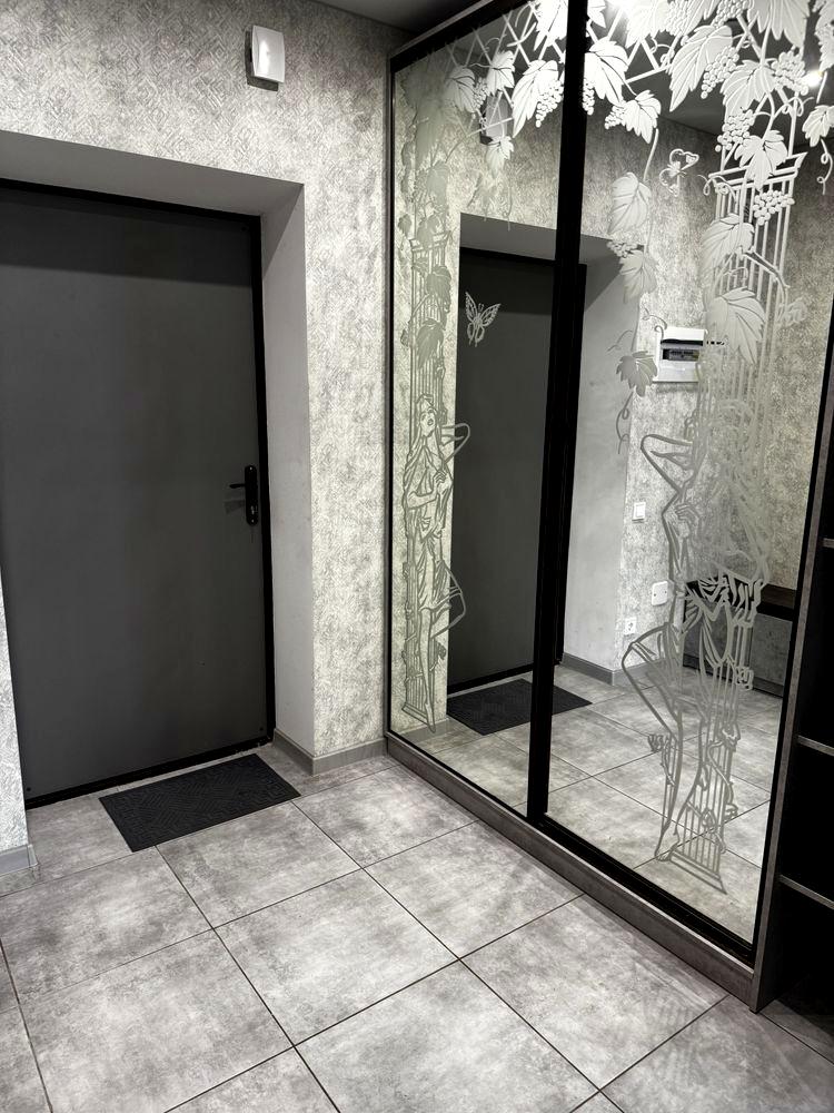1870777253022368