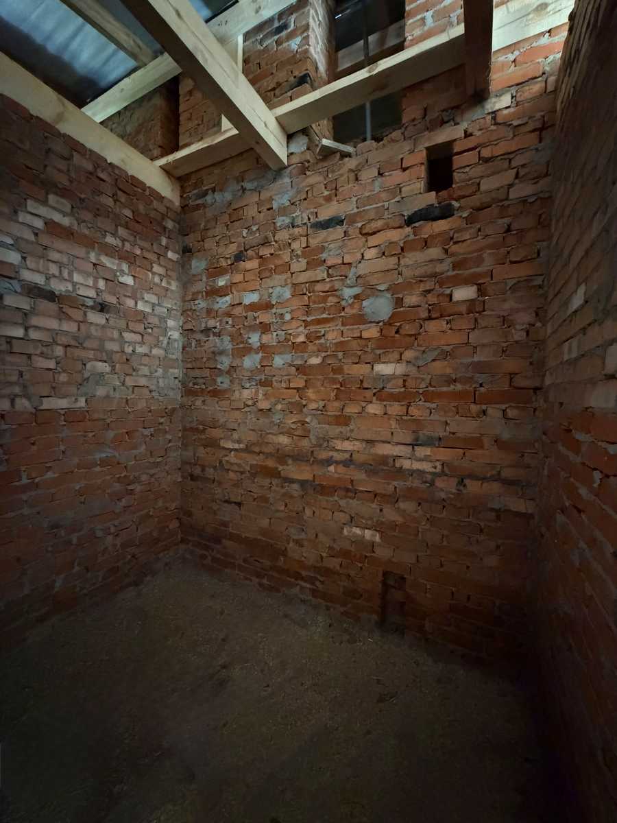 1870778706298875