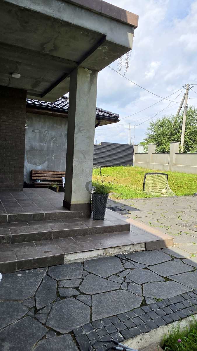 1870779268179615