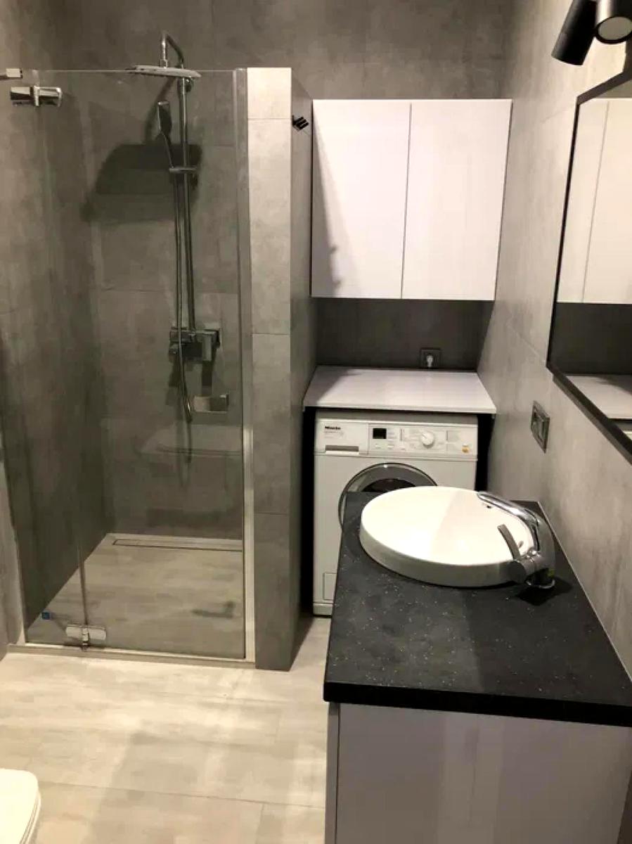 1870780489839126
