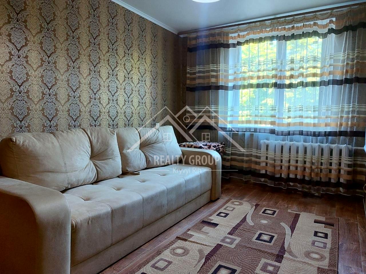 1870783264283880