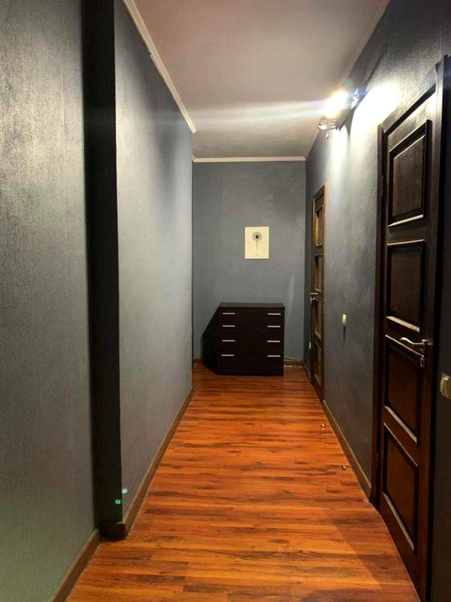 1870783597053447