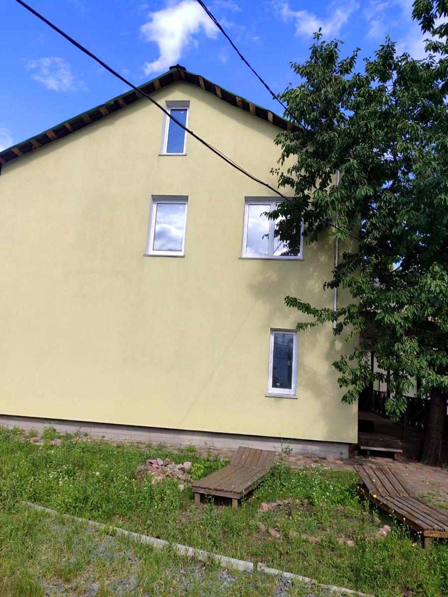 1870785470689525