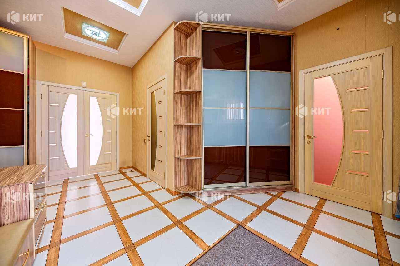 1870785594645714