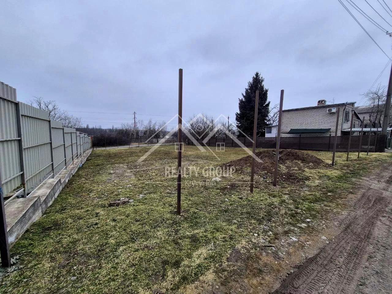 1870785773931731
