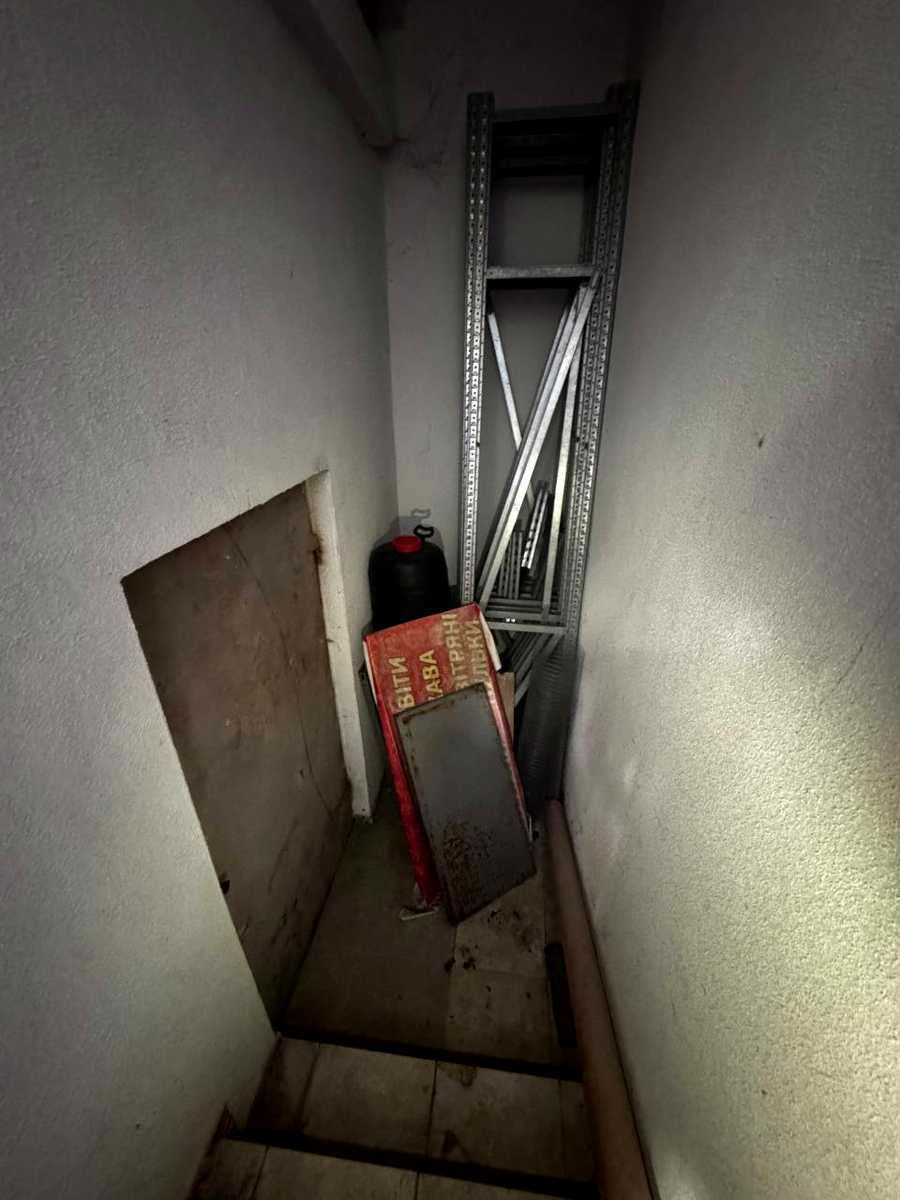 1870786237346409