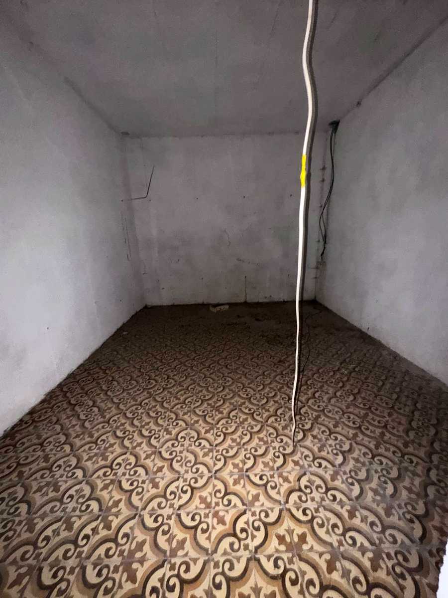 1870786240675309
