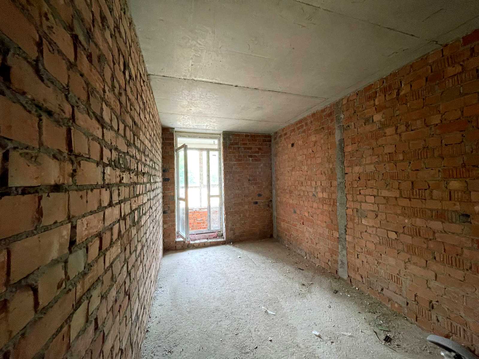 1870786422402655