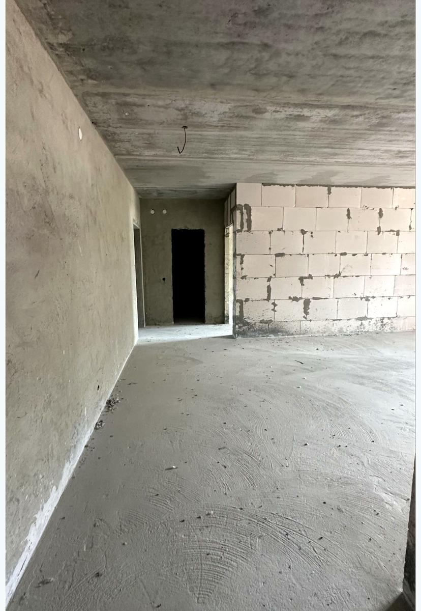 1870789738779844