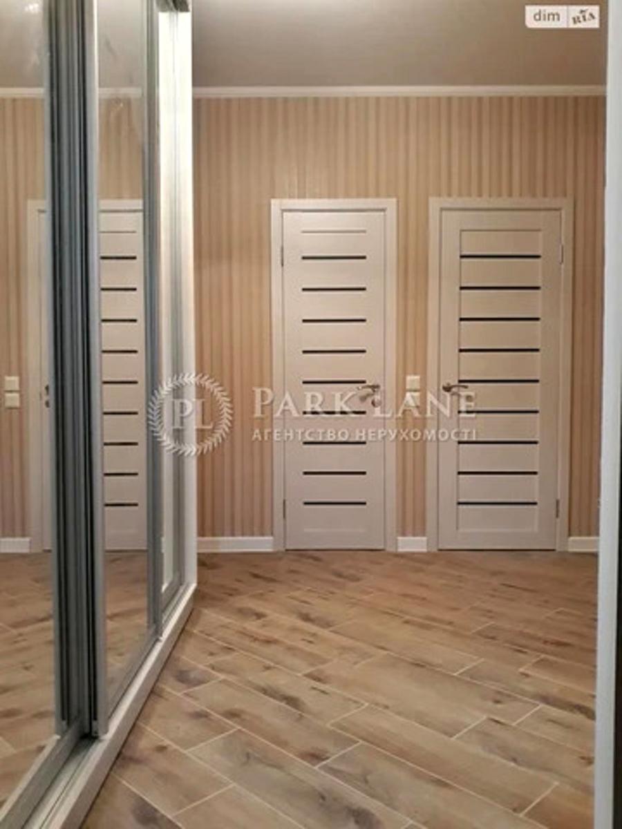 1870789841396004