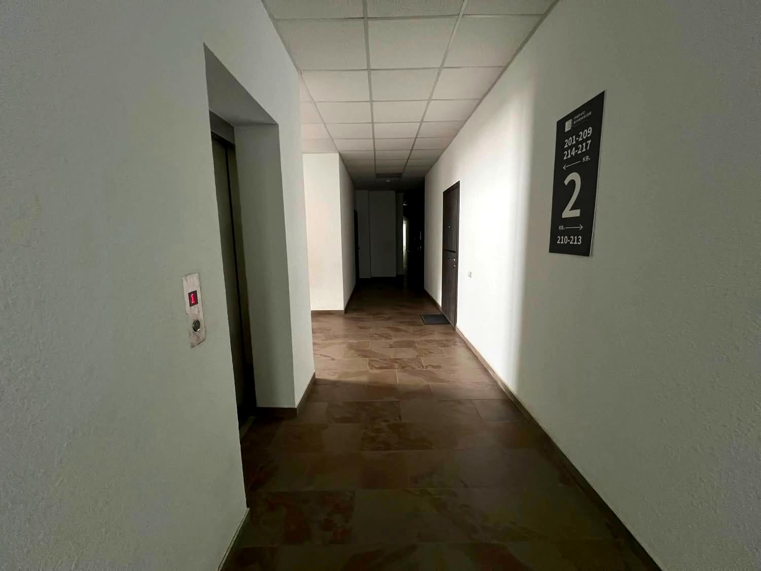 1870791881505926