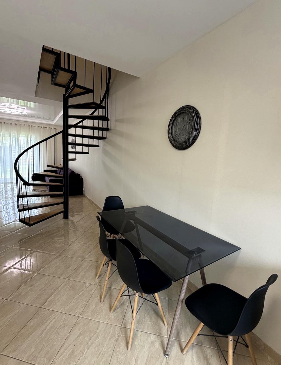 1870792616347214