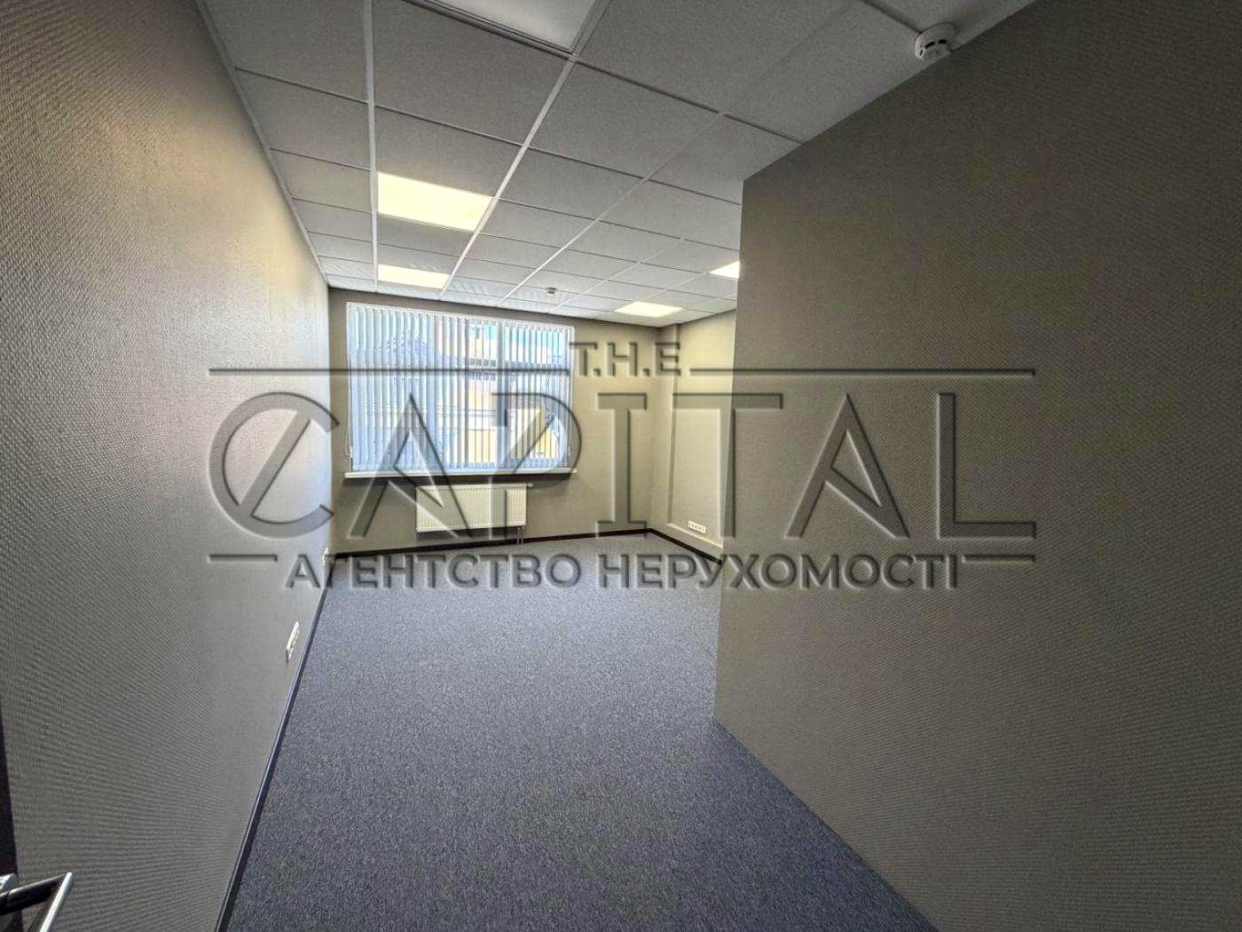 1870794976346907