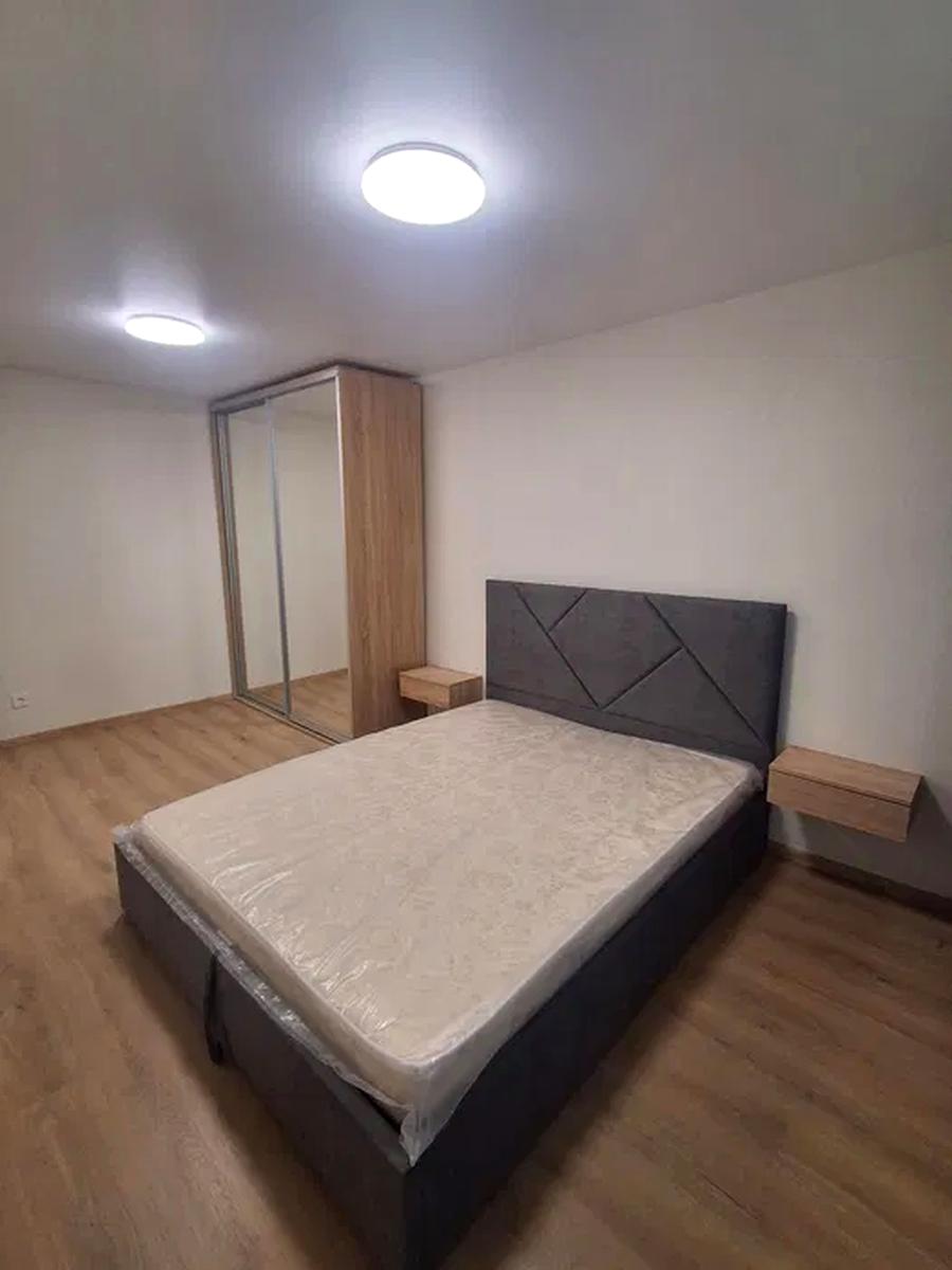 1870806742984180