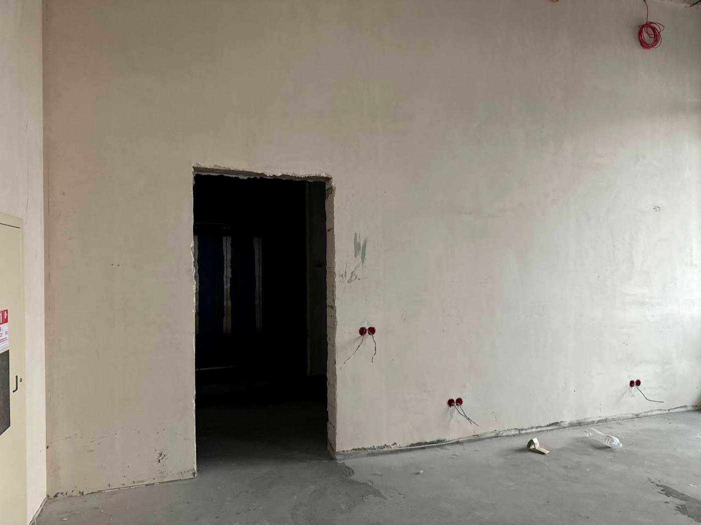 1870818596799346