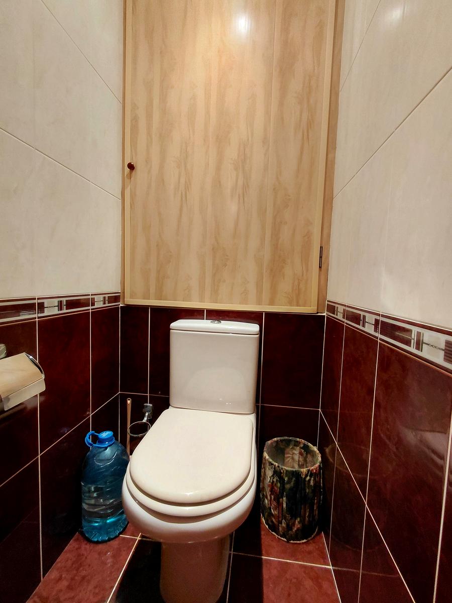 1870848523084357