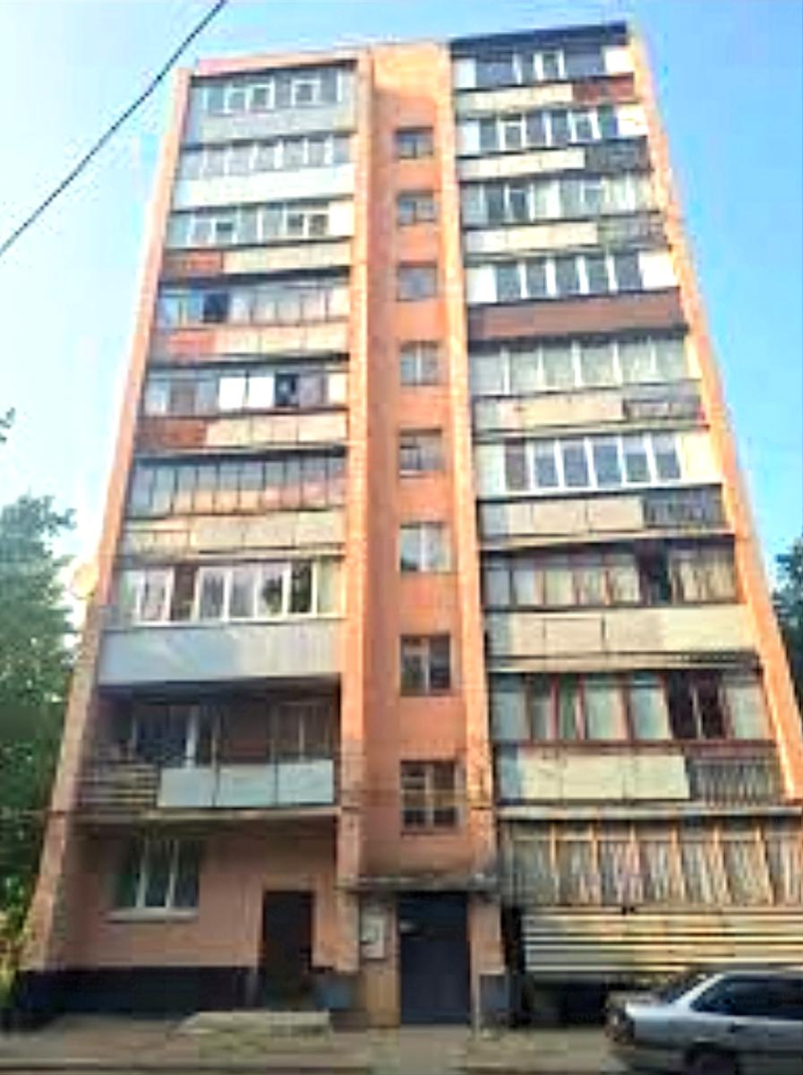 1870851661174084