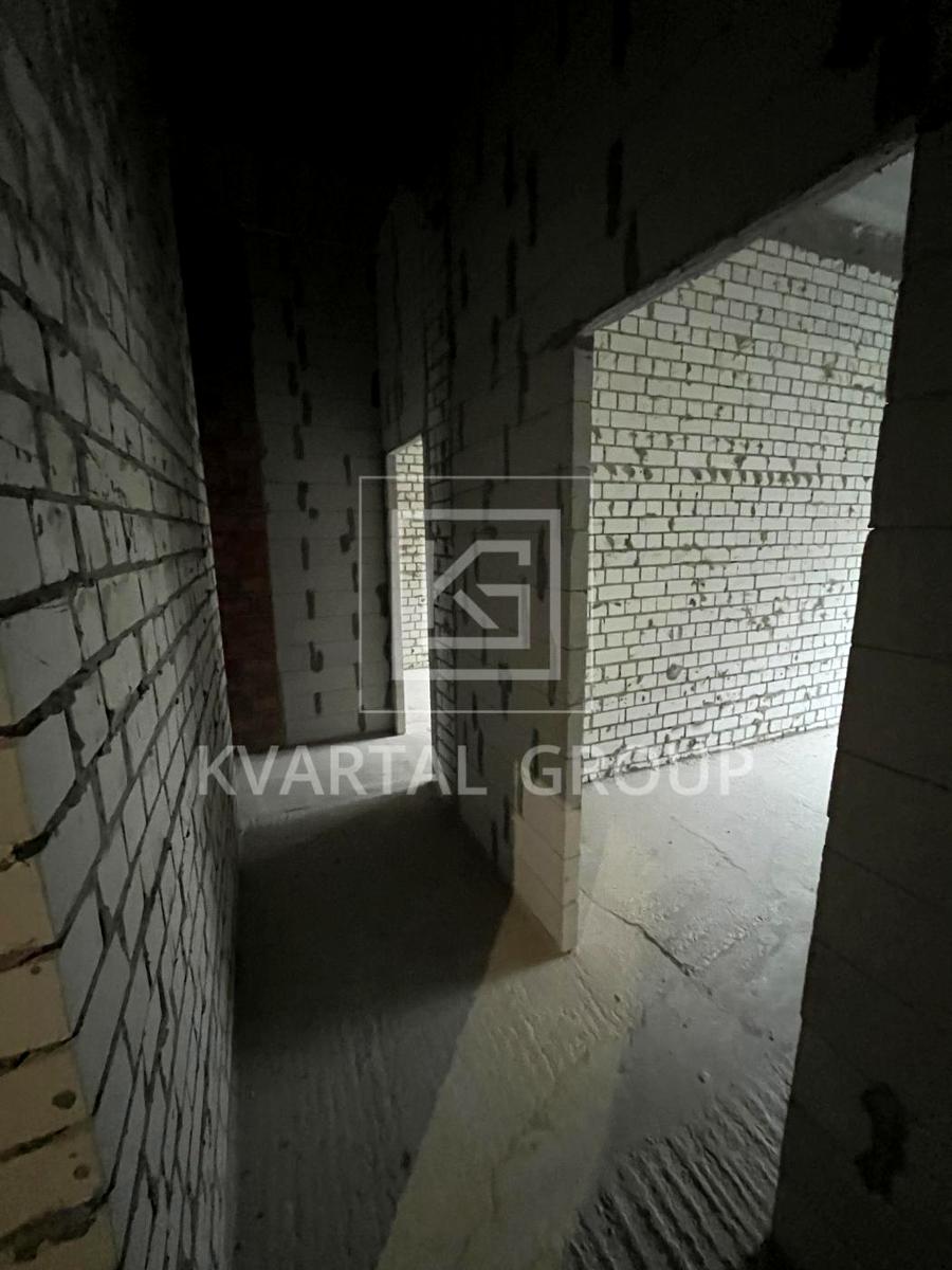 1870856562278695